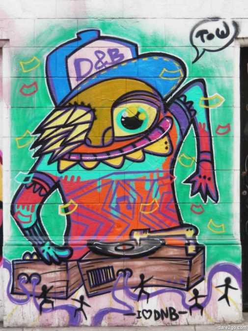 Santiago Centro DJ Streetart