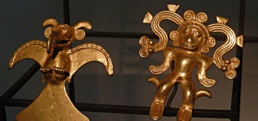 gold bird and human - Estilo Veraguas, 700 - 1550 AD