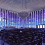 The Santuário Dom Bosco (who's the patron saint of Brasilia) sits at the edge of the south residential wing. This large church was also designed by Oscar Niemeyer.