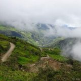 The road winding uphill from Gualaquiza through the cloud forest.