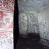 National Archaeological Park of Tierradentro: Alto de San Andrés - the different colour schemes here are partly due to the lighting. We were using a flashlight here - in Segovia they had lights installed on movement sensor.