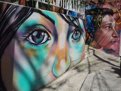 Comuna-13-streetart-two-faces