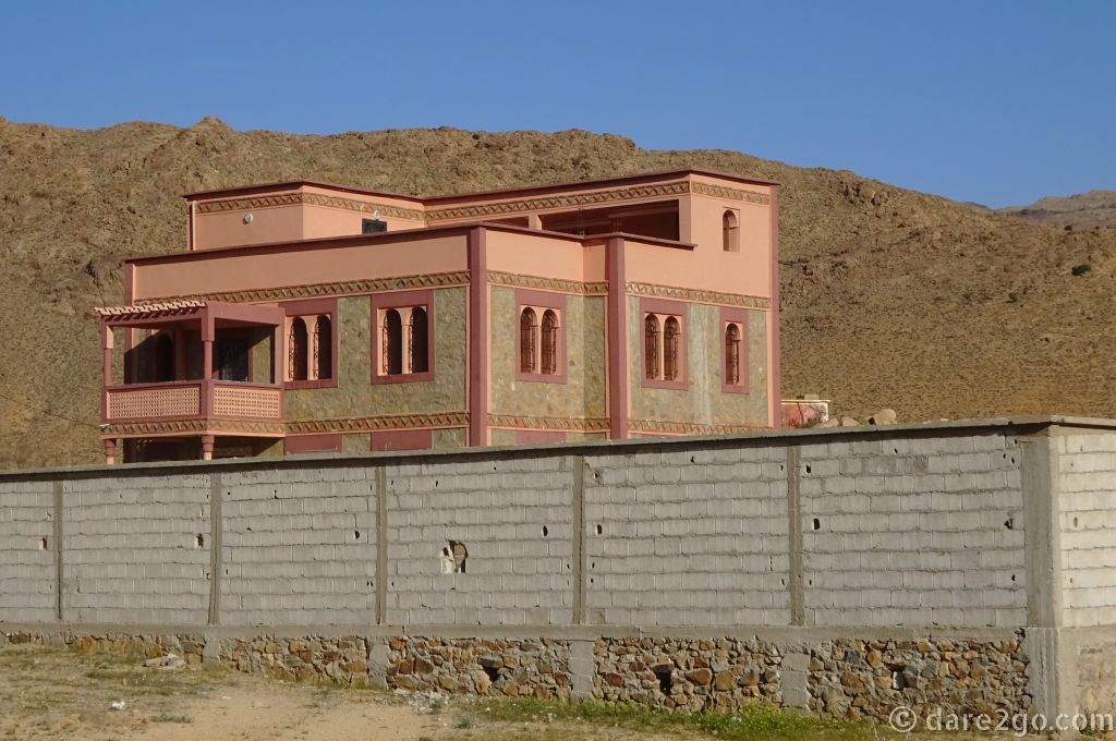 Another richly decorated new house in Morocco. Often these are built for people who work in Europe.