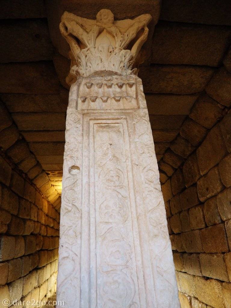 Inside the Moorish cistern at the Alcazaba de Mérida: this centre marble pillar looks like it came from Roman times.