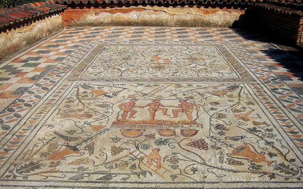 One of the many beautiful coloured mosaic floors in the complex of the Amphitheater House of Mérida.