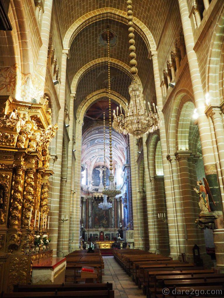 The interior of the Evora Cathedral.