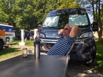 Willys-Treffen-Cornelius-relaxing