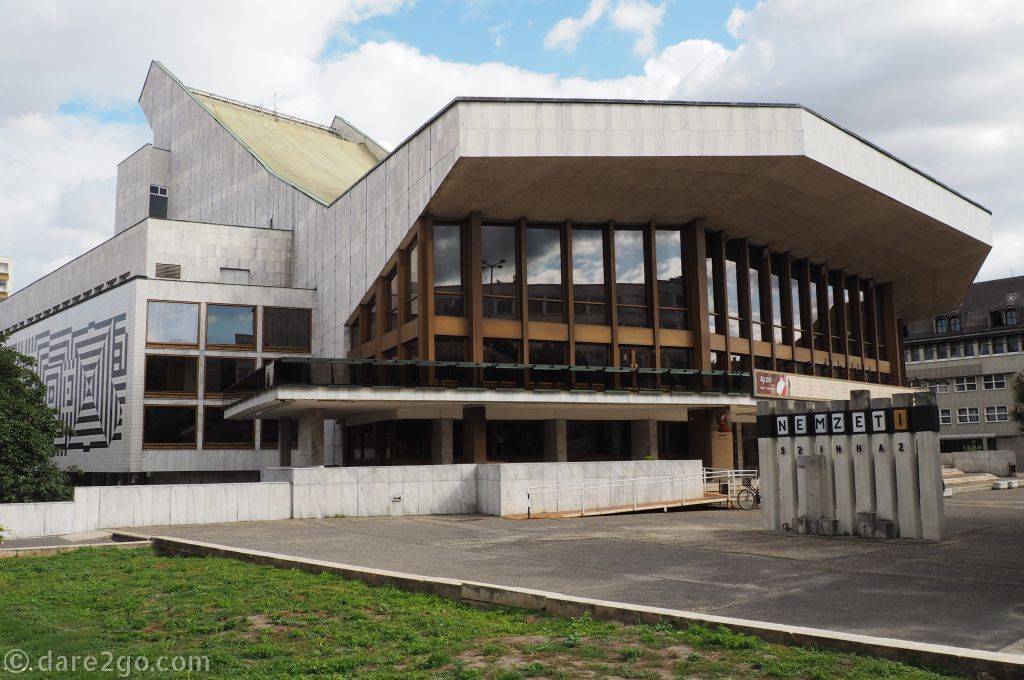 The National Theatre of Győr was built during the Communist era of Hungary. On the left you can see part of the tile pattern designed by Hungary's op-artist Victor Vasarely.