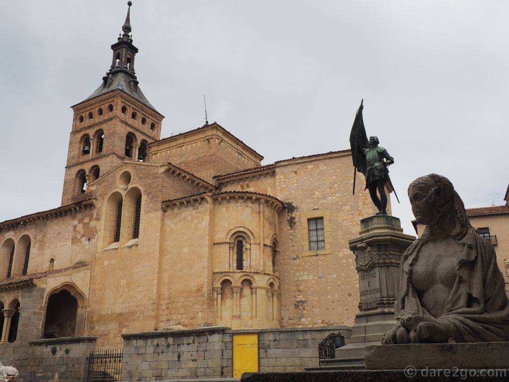 Iglesia de San Martin, a 12th century Romanesque church on Plaza Medina del Campo.