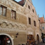 Starek House in Tabor: the sgraffito decorations were added to this house in 1570. The motifs were inspired by nature and ancient mythology.