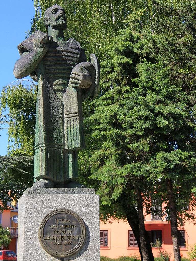 The statue of Ivan Crnojević