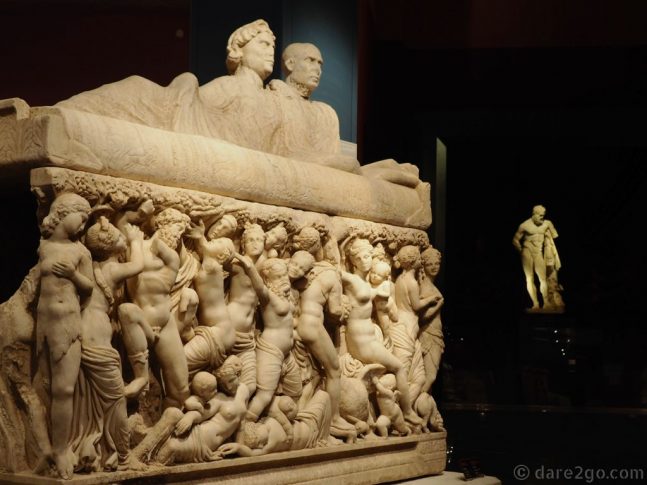 Antalya-Museum-Dionysos-Sarcophagus