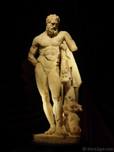 Antalya-Museum-statue-of-Hercules